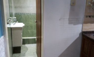 Casa PH en alquiler en Bernal Oeste