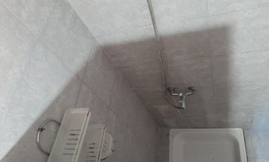 CASA 2 AMBIENTES  ALQUILER TEMPERLEY S/EXPENSAS