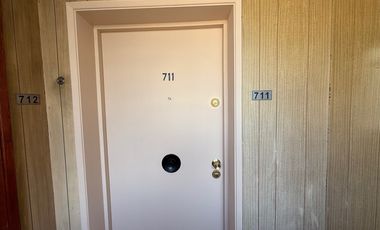 Departamento en Arriendo en Departamento 1 dormitorio remodelado, Metro Santa Lucía