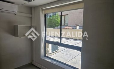 Oficina en Venta en Avenida Apoquindo con Avenida Americo Vespucio