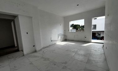 Casa sola en venta en Lomas de Lourdes, Saltillo, Coahuila