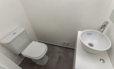 DEPARTAMENTOS EN 2 PLANTAS CON COCHERA Y PARRILLA