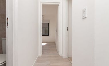 DEPARTAMENTOS EN 2 PLANTAS CON COCHERA Y PARRILLA