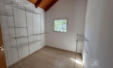 VENDO casa de 3 dormitorios- Barrio Cerrado San Alfonso I – Villa Allende
