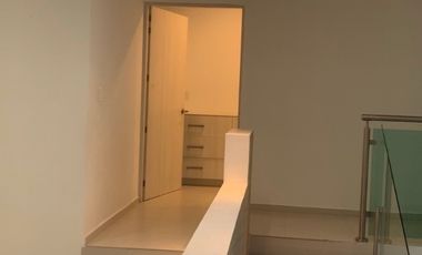 AMPLIA CASA CAÑADAS DEL LAGO