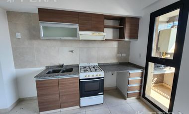 Venta de Departamento 2 ambientes con cochera en Quilmes (24824)