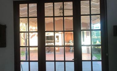 Casa en venta - 3 Dormitorios 3 Baños - Cañuelas