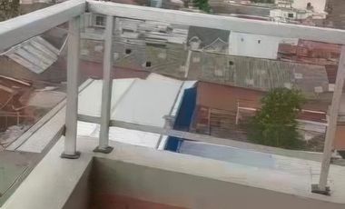 Departamento en venta - 2 Dormitorios 1 Baño - Cochera - 73Mts2 - Avellaneda