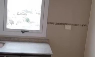 Departamento en venta - 2 Dormitorios 1 Baño - Cochera - 73Mts2 - Avellaneda