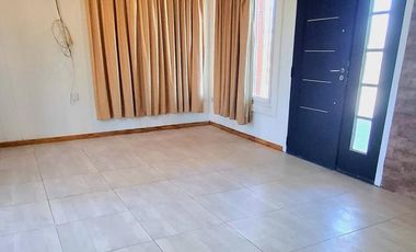 VENTA CASA 2 DORMITORIOS - B° LA VIÑA, FERNANDEZ ORO