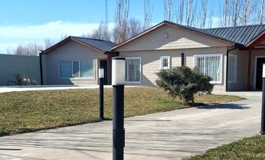 VENTA CASA 2 DORMITORIOS - B° LA VIÑA, FERNANDEZ ORO