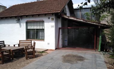 Casa en venta - 2 Dormitorios 1 Baño - Cochera - 400Mts2 - El Cazador, Escobar