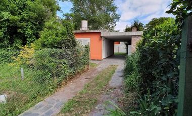 Casa en venta - 2 Dormitorios 1 Baño - Chapadmalal