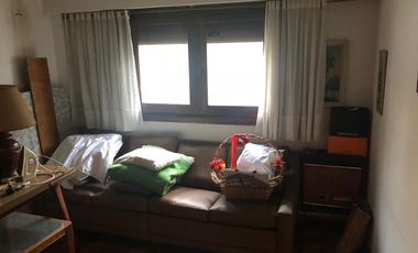 Roque Saenz Peña 1184 - En la mejor zona de Olivos