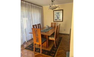 EN VENTA HERMOSA Y AMPLIA CASA EN LA REINA