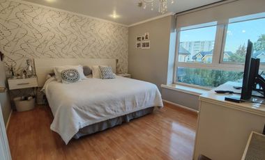 EXCELENTE CASA DE 4 DORMITORIOS EN BARRIO INGLES