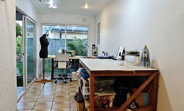 EXCELENTE CASA DE 4 DORMITORIOS EN BARRIO INGLES