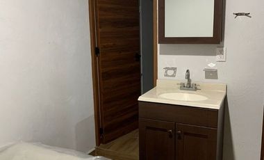 Estudio #11 amueblado en RENTA - frente a Hospital Civil Viejo