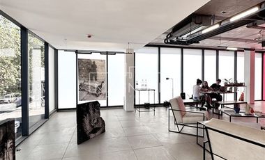 Oficina en Arriendo en A pasos del Metro Los Leones