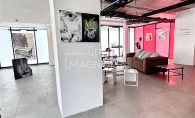 Oficina en Arriendo en A pasos del Metro Los Leones