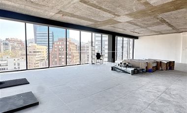 Oficina en Arriendo en A pasos del Metro Los Leones