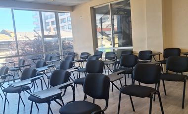 SE ARRIENDA OFICINAS EN EL CENTRO DE CONCEPCION