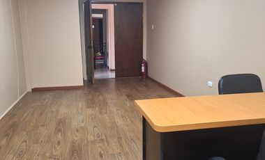 SE ARRIENDA OFICINAS EN EL CENTRO DE CONCEPCION