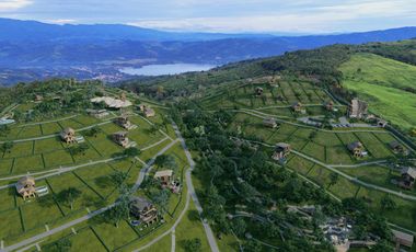 Proyecto NUNA. Complejo ecoturístico en la Selva del Perú.