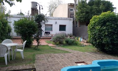 Casa en Amplio Lote