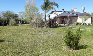 VENDO EXCELENTE CASA EN PRIMERO DE MAYO!!!