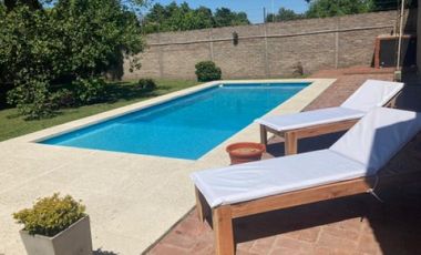 VENDO!! HERMOSA CASA