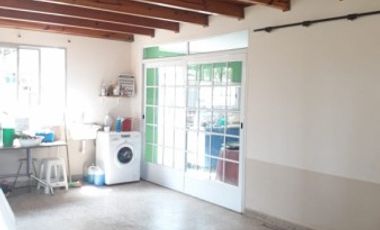 Dos propiedades con gran terreno