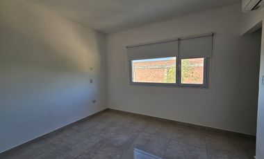 Rio Negro Cipolletti Duplex 3 dormitorios BÂ° Rincon Lindo