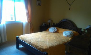 Amplia casa a cuadras del rio en CÃ³rdoba - La Granja