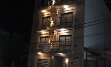 OPORTUNIDAD EDIFICIO SUB DIVIDIDO- VENTA SIETE UNIDADES FUNCIONALES DOS COCHERAS consulte