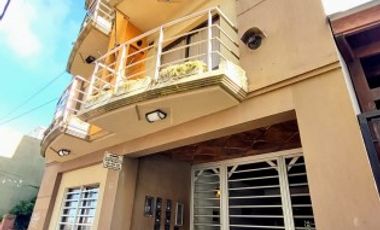 OPORTUNIDAD EDIFICIO SUB DIVIDIDO- VENTA SIETE UNIDADES FUNCIONALES DOS COCHERAS consulte