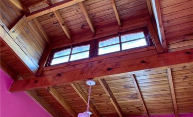 VENDE EXCELENTE PH DE 6 AMBIENTES Y ENTRADAS DE AUTOS.