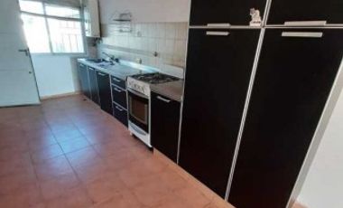 HERMOSA PLANTA ALTA 1 DORM.COCHERA