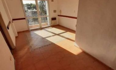 HERMOSA PLANTA ALTA 1 DORM.COCHERA