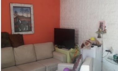 Venta Casa/ depto interna tipo duplex calle Pellegrini 540