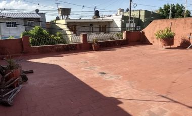 PH en venta de 3 ambientes.