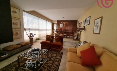 GREENWOOD VENDE EXCEPCIONAL CASA EN EL CORAZON DEL BOMBAL.