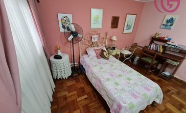 GREENWOOD VENDE EXCEPCIONAL CASA EN EL CORAZON DEL BOMBAL.