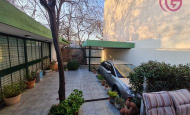 GREENWOOD VENDE EXCEPCIONAL CASA EN EL CORAZON DEL BOMBAL.