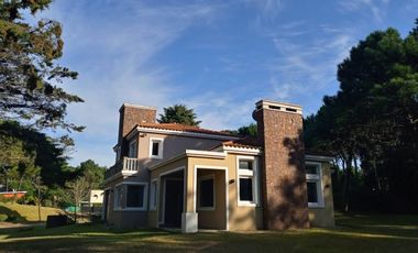 Moderna casa 4 habitaciones  Pinamar