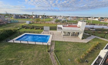 VALLE CERCANO-  COMPLEJO C/PILETA y SEGURIDAD- Dto. Externo  1dor.--