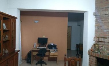 CASA EN VENTA, 3 HABITACIONES, LIBERTAD 500 -MONTE GRANDE-