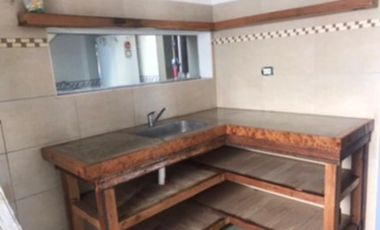 MUY LINDA CASA EN VENTA APTA CREDITO, 2 DORMITORIOS ACEPTA VEHICULO ALTA GAMA EN FORMA DE PAGO, GRAL JOSE MADARIAGA 900  APTA CREDITO -LUIS GUILLON-