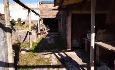 VENDE LOCALES Y GALPONES!