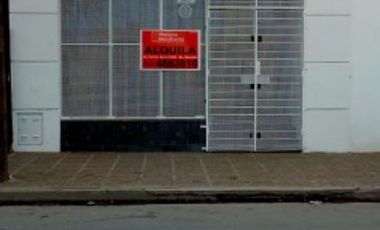 Barrio Villa Adela, Excelente Local a metros de Ruta 20.